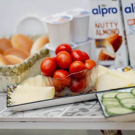 Cetina Bed & Breakfast Gzira